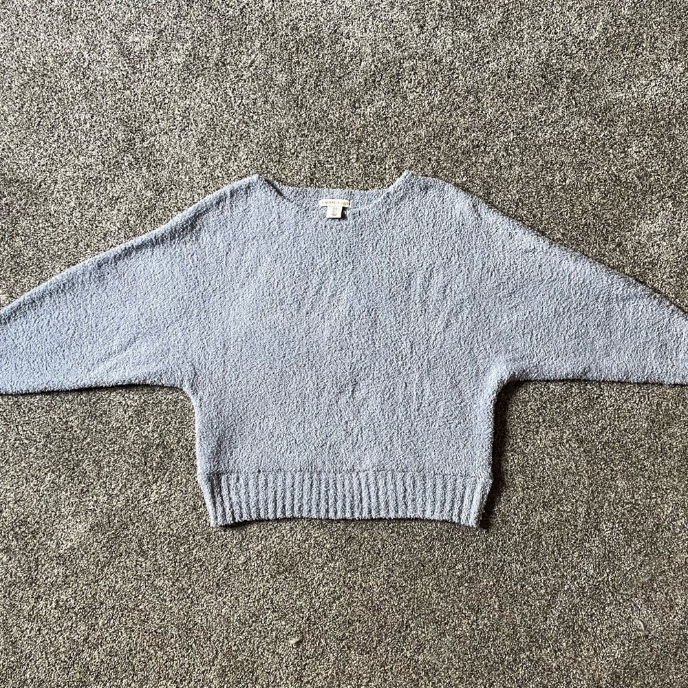 Sincerely Jules cropped sweater. Dusty blue. Sz small